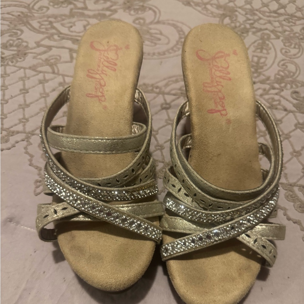 Strappy wedges made by Jellypop Sz 7